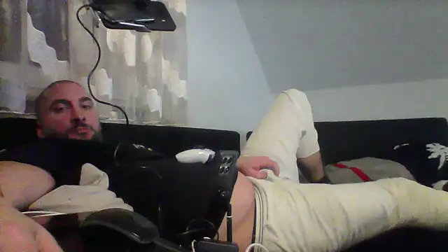 NewyorkDimi online show from February 19, 2026, 5:59 am