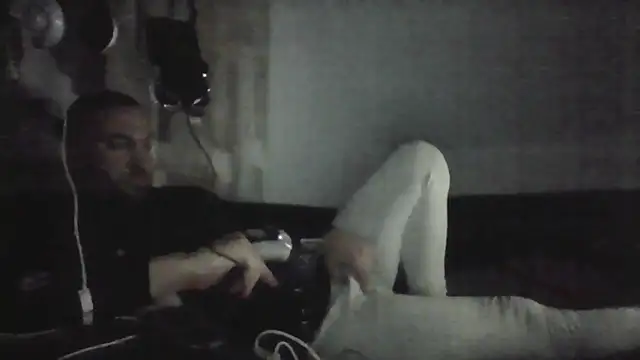 NewyorkDimi online show from March 12, 2026, 4:51 am