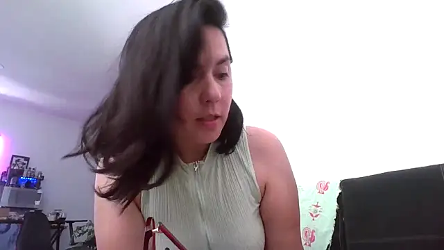 Tiramisu89 online show from April 16, 2026, 7:03 pm