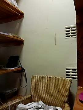 Snapshot of Touch_mysoul chatting on March 5, 2026, 1:19 pm Touch mysoul online show from March 5, 2026, 1:19 pm