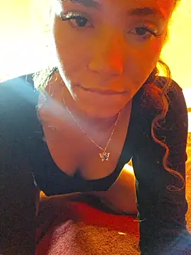 HelenHoltz online show from July 1, 2026, 12:16 pm