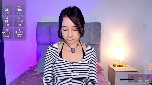 Snapshot of melanie_hills chatting on June 25, 2026, 11:37 am melanie hills online show from June 25, 2026, 11:37 am