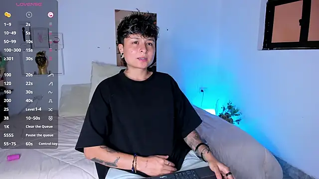 ZuryRamirez  online show from June 20, 2026, 6:29 am