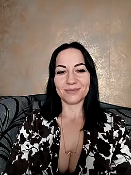 FireLily332 online show from March 5, 2025, 10:44 am