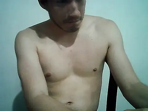 luis zamora223 online show from May 2, 2026, 2:39 am