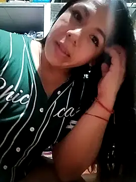 Karenn12 online show from April 20, 2026, 4:37 am