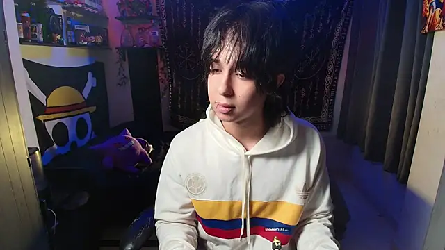 Snapshot of kairozz chatting on June 17, 2026, 10:47 am kairozz online show from June 17, 2026, 10:47 am
