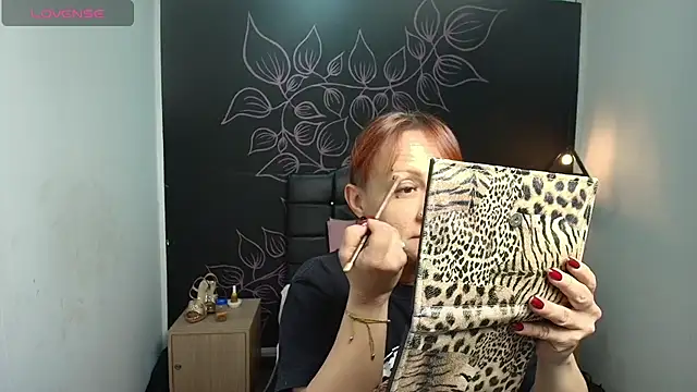 NatashaMason  online show from October 9, 2025, 12:06 pm