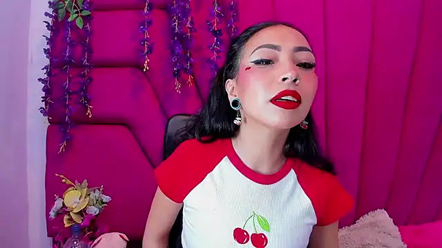 nathalia pink online show from June 30, 2026, 1:22 pm