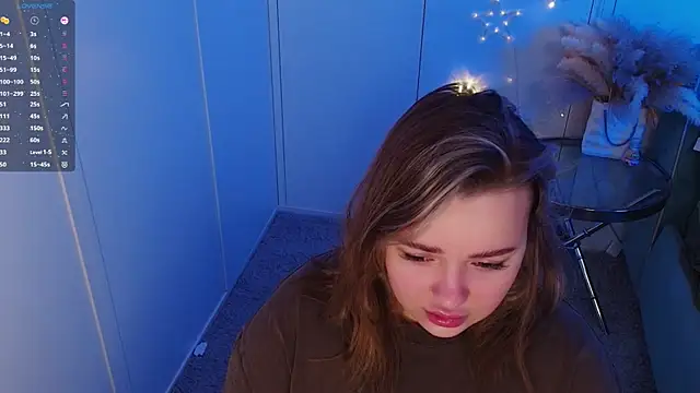 Snapshot of AlliceBrown_ chatting on January 16, 2025, 6:46 am AlliceBrown online show from January 16, 2025, 6:46 am