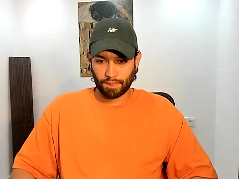 Snapshot of Dirtyboyhot chatting on February 19, 2026, 12:35 pm Dirtyboyhot online show from February 19, 2026, 12:35 pm