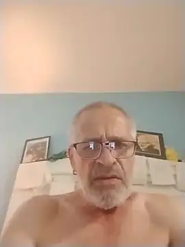 geilerschwanz64 online show from April 21, 2026, 3:46 am