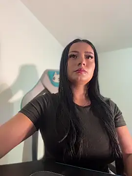 missycanoo online show from June 17, 2026, 1:49 am