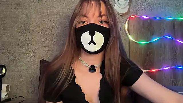Your Little Bear online show from June 17, 2026, 3:39 am