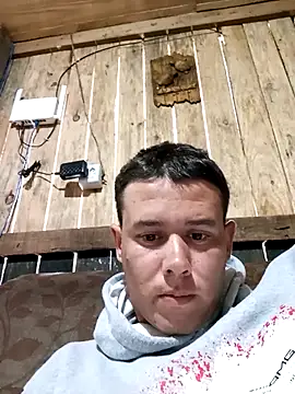 Mateus3040 online show from October 18, 2025, 7:16 pm