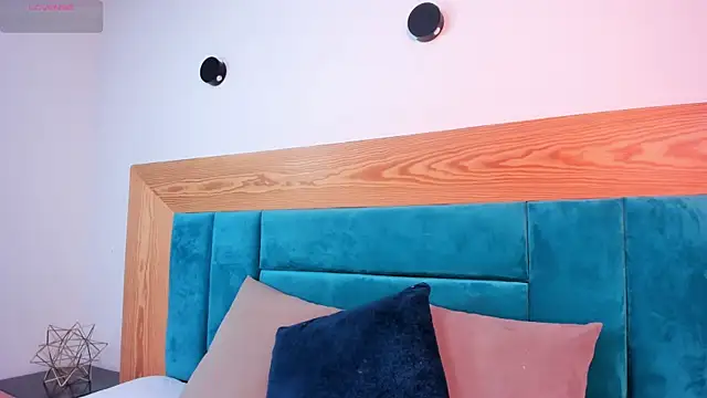 AssQueen18 online show from October 16, 2025, 11:40 am