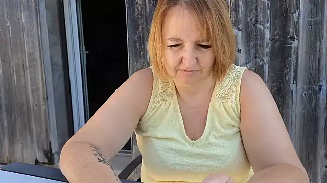 Sandcoq online show from June 15, 2026, 8:36 am