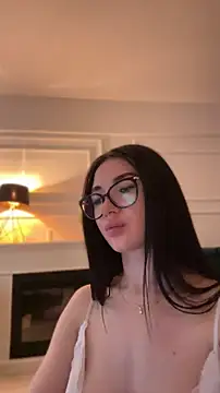 Snapshot of AllisonSky chatting on June 7, 2026, 4:45 pm AllisonSky online show from June 7, 2026, 4:45 pm