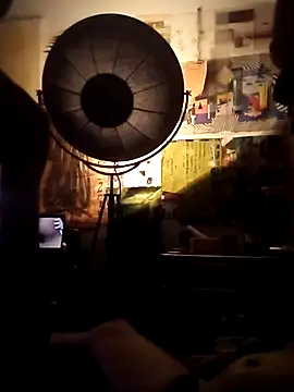 dreski86 online show from June 26, 2026, 4:51 am
