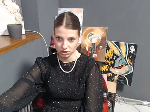 felicity gold online show from June 17, 2026, 6:57 am
