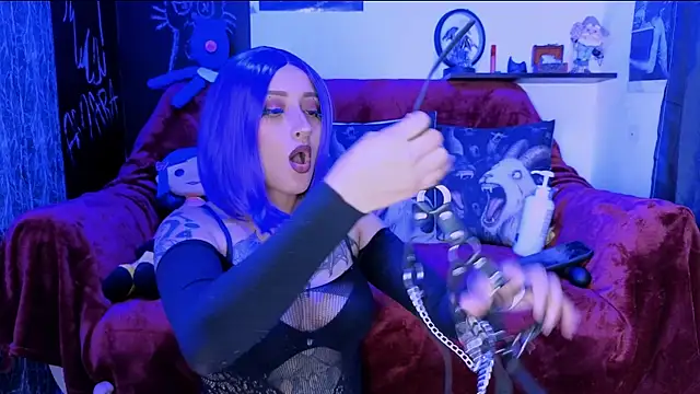 amaracooper  online show from June 12, 2026, 10:13 am