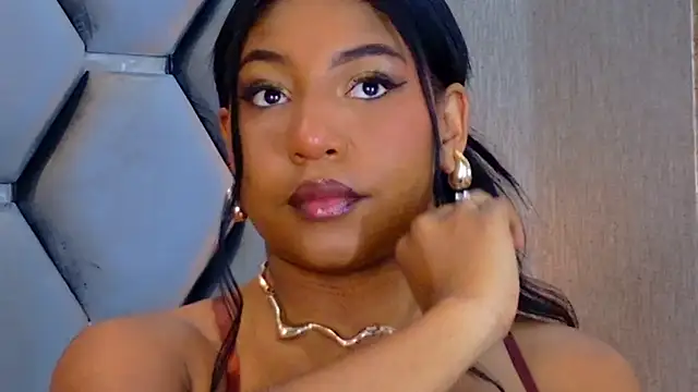 VanessaGlenn online show from June 18, 2026, 12:21 pm