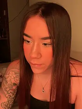 Im Valen Cute online show from June 5, 2026, 4:06 am