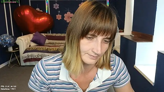 Nika Kitten online show from June 15, 2026, 8:36 am