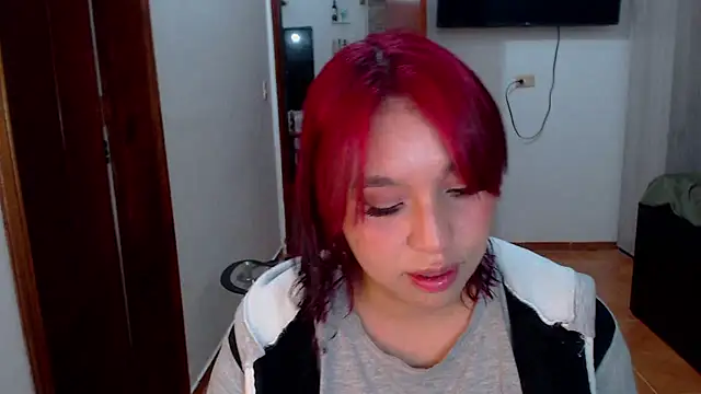 annie3 online show from February 13, 2025, 12:13 am