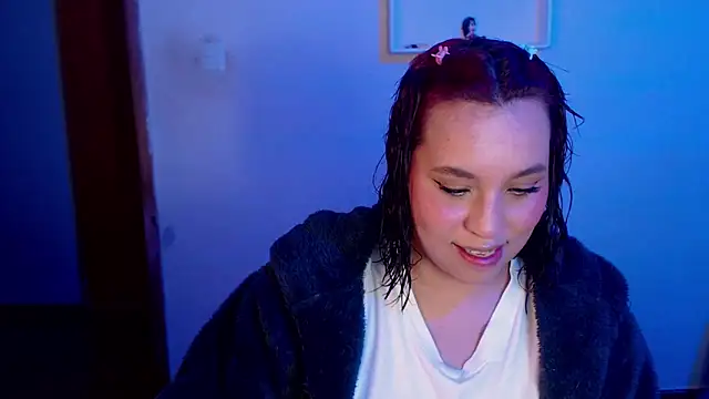 annie3 online show from January 6, 2025, 1:31 am