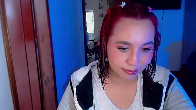 annie3 online show from February 11, 2025, 9:56 pm