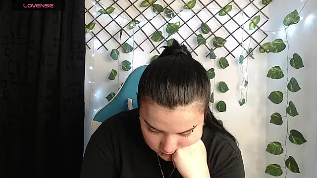 Snapshot of Nika_1_ chatting on May 22, 2026, 1:58 am Nika 1 online show from May 22, 2026, 1:58 am