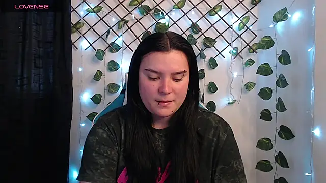 Snapshot of Nika_1_ chatting on May 12, 2026, 9:54 pm Nika 1 online show from May 12, 2026, 9:54 pm