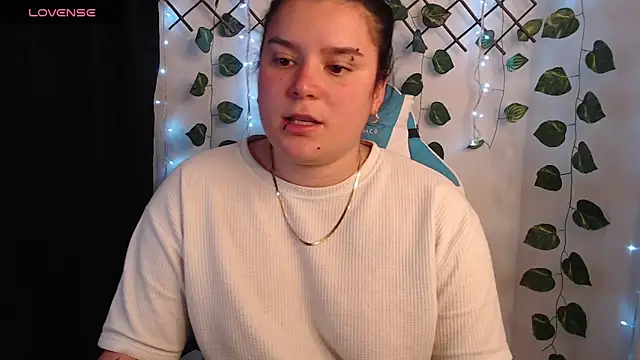 Snapshot of Nika_1_ chatting on May 13, 2026, 11:56 pm Nika 1 online show from May 13, 2026, 11:56 pm