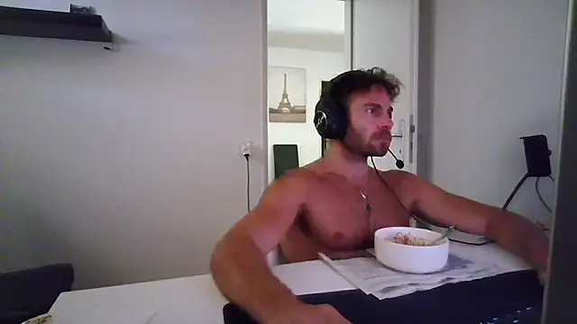 alpha-hunk online show from July 2, 2026, 10:21 am