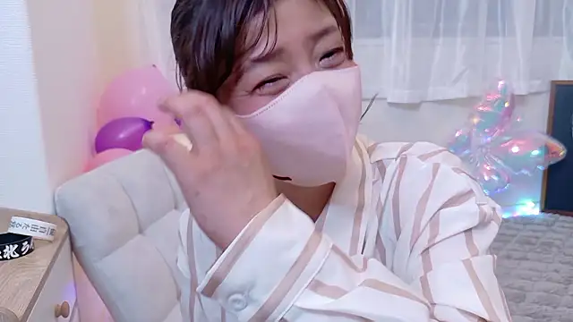 Risa 06 online show from June 4, 2026, 12:54 pm