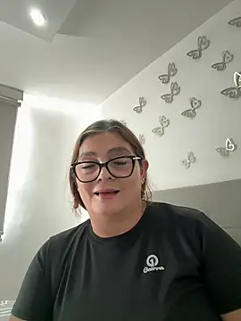 AntonellaAlondra4 online show from June 11, 2026, 3:09 pm
