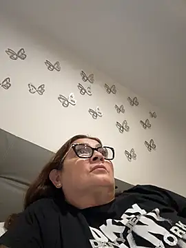 AntonellaAlondra4 online show from July 16, 2026, 11:02 pm