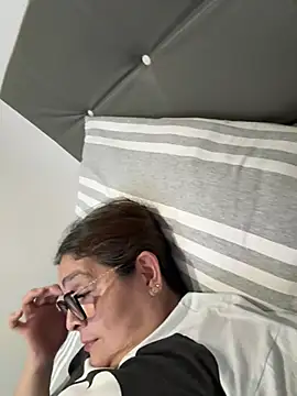 AntonellaAlondra4 online show from June 11, 2026, 3:03 am