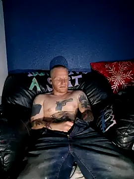GINGERHEADMAN online show from April 12, 2026, 8:39 am