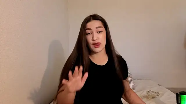 Aria Blisss online show from June 19, 2026, 12:27 am