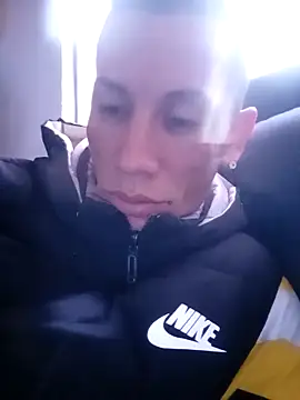 FlacoDani online show from April 20, 2026, 1:45 pm