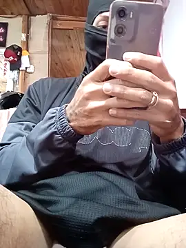 FlacoDani online show from April 29, 2026, 12:31 pm