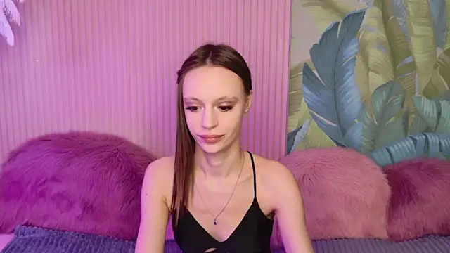 RebeccaMartons online show from March 19, 2025, 2:48 am