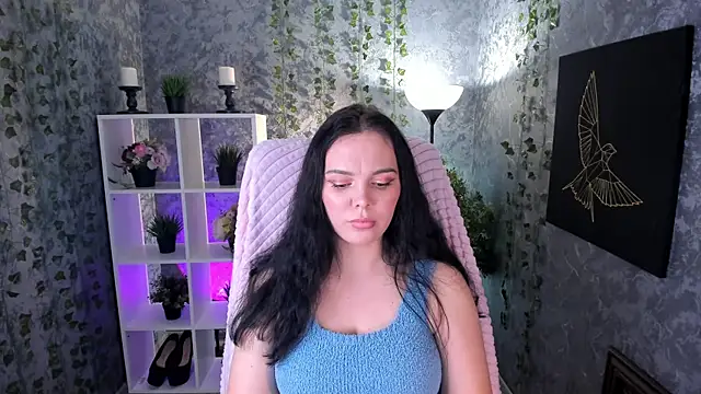 Snapshot of Emma_Rolland chatting on January 18, 2025, 12:24 am Emma Rolland online show from January 18, 2025, 12:24 am