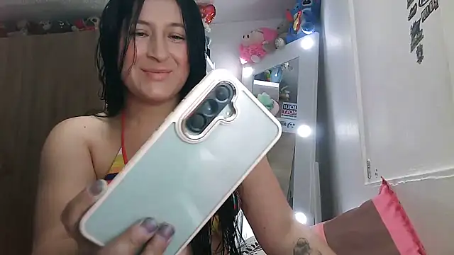 kami lexy online show from June 16, 2026, 8:09 pm