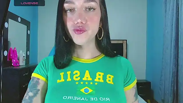 karla zambrano online show from February 28, 2026, 8:19 pm