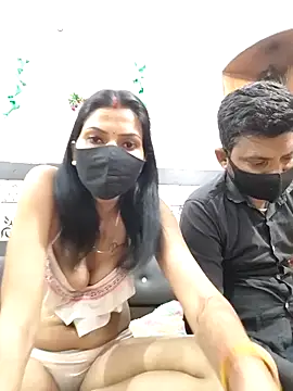 yourhotsexybaby online show from March 18, 2025, 4:39 pm