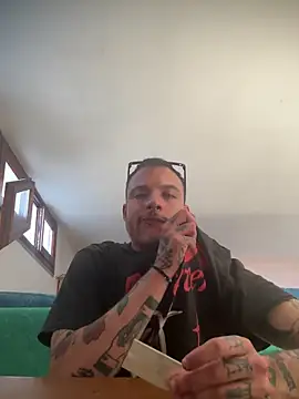 FTM98xxx online show from May 26, 2026, 5:11 pm