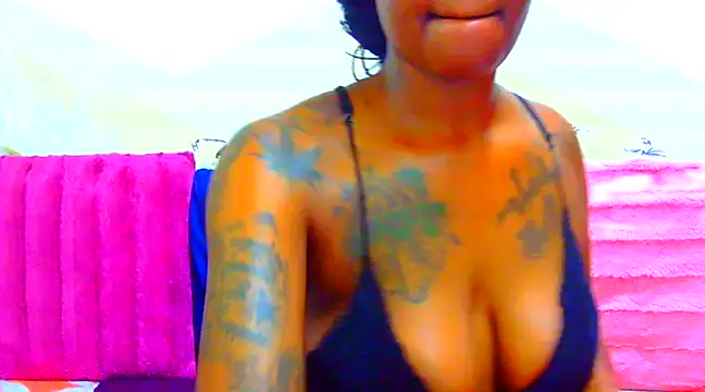 TattoedGoddessxx online show from February 6, 2025, 10:53 pm